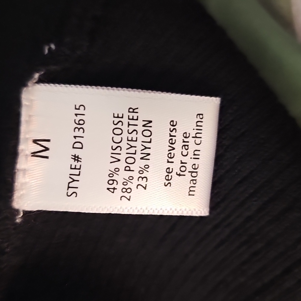 Active USA Black Long Sleeve Dress Size M - Picture 3 of 4